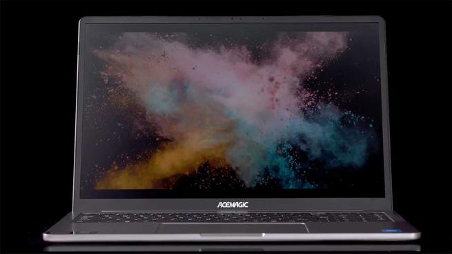 Le PC portable que j'ai emmené en vacances, à moins de 300 euros : Intel, 16 Go de RAM et 512 Go de SSD