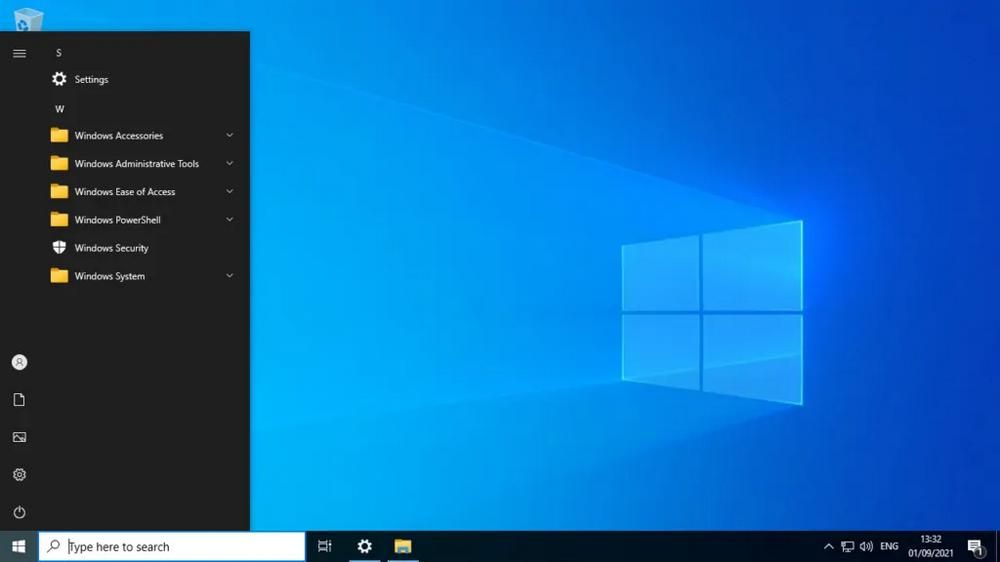 Windows 10 Enterprise LTSC Bureau minimaliste, montrant l'absence d'applications et de bloatware pré-installer