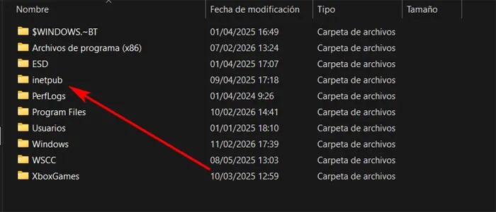 Dossier inetpub créé automatiquement sous Windows 11.